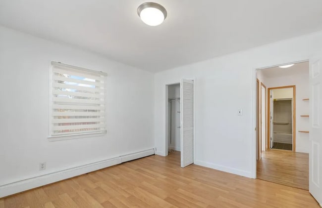 Photo - 185 Plainfield Ave