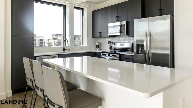 Photo - 1007 S Mint St Unidad 826