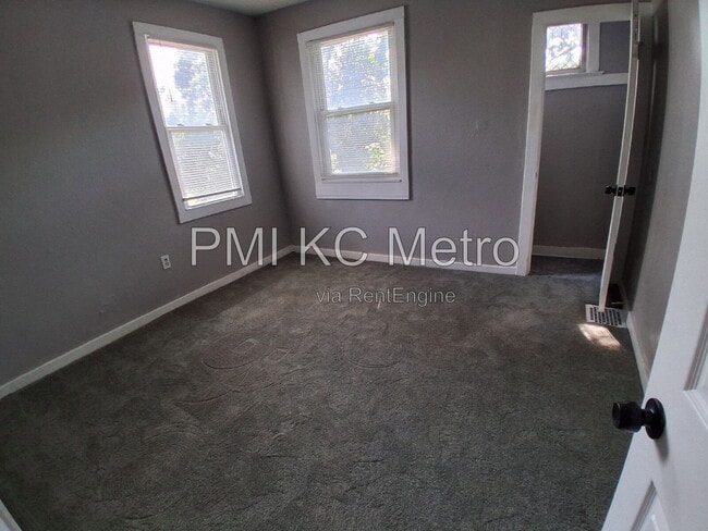 Photo - 4607 Olive St