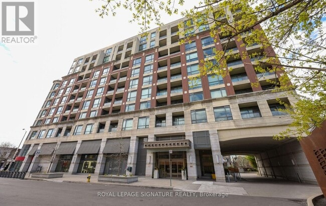 Photo - 23 Glebe Rd W Unit 323