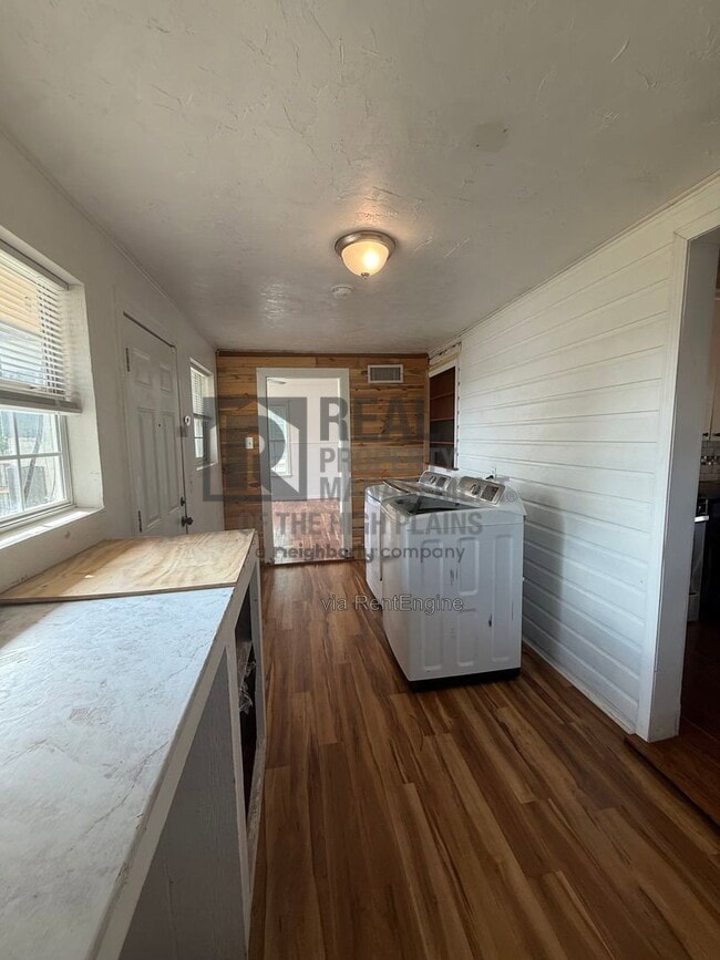 Photo - 1400 N Lincoln St