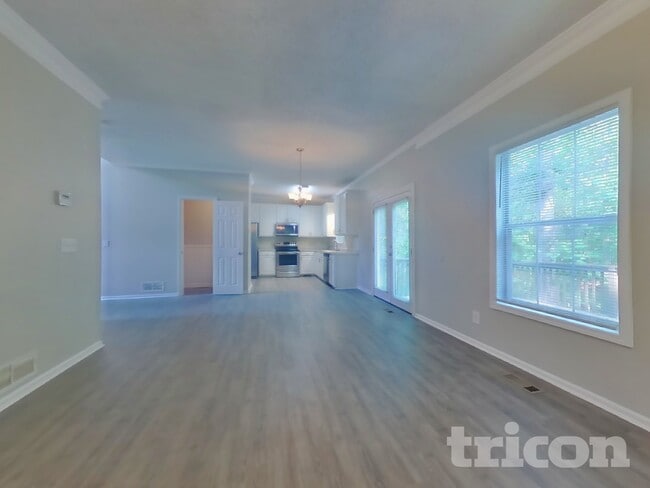 Photo - 504 Anthony Pl