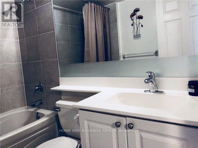 Photo - 310 Burnhamthorpe Rd W Unité 907