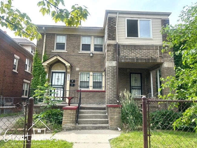 Building Photo - 2531 Pingree St Unit 2 (FL 2)