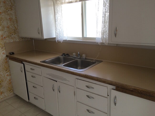 Photo - Pet Friendly / House for Rent!!