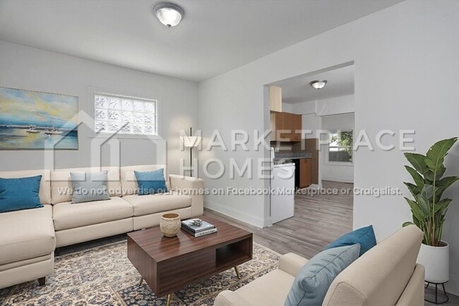 Photo - 11051 Dodge Ave