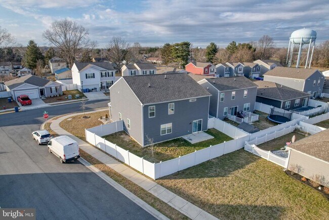 Photo - 67 Bostick Ln