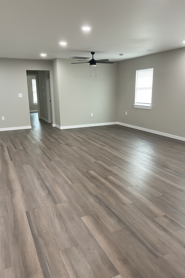 Photo - 7317 Briefway St Unidad B