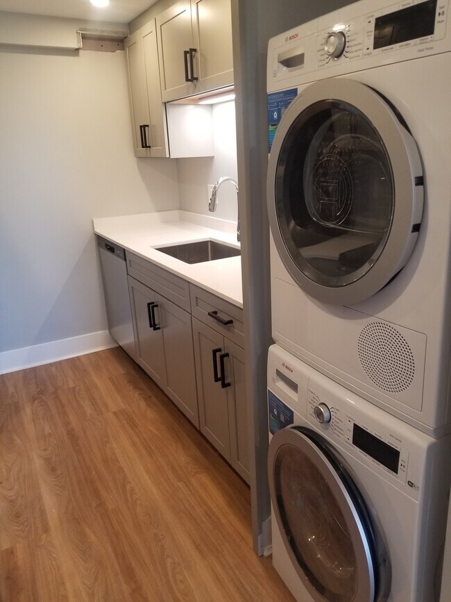 Photo - 132 Sherman St Unit 11