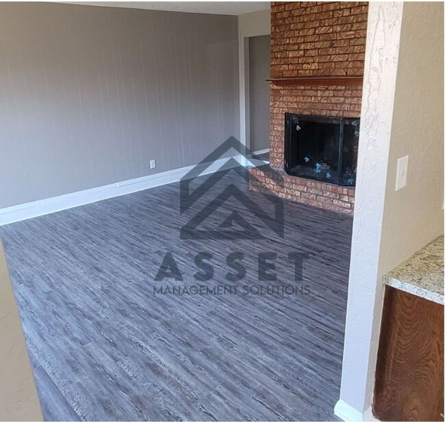 Photo - 7217 Edenborough Dr