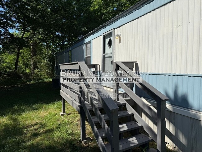 Photo - 424 Patterson Rd
