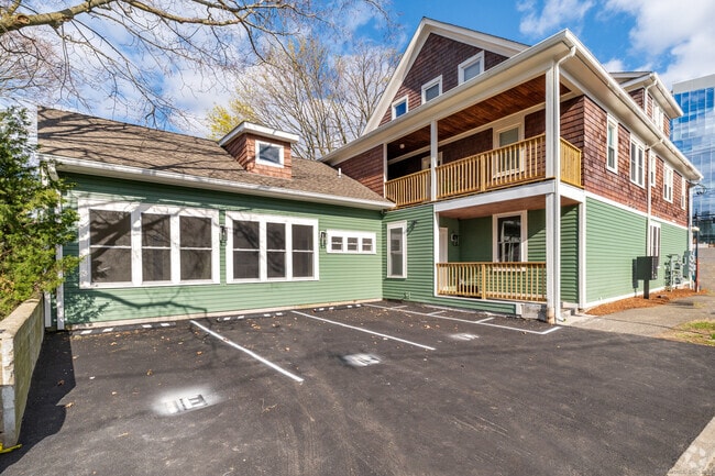 Building Photo - 32 Pulaski St Unit 1S Rental
