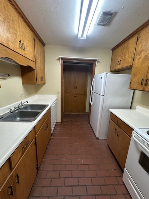 Photo - 111 Country Club Dr