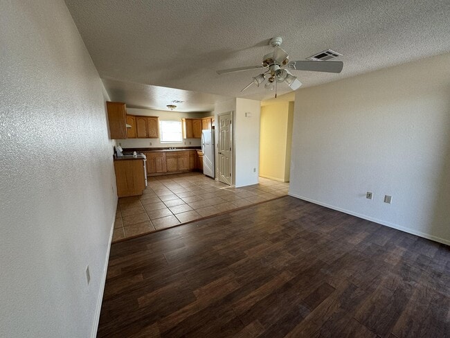 Photo - 8715 Independence Dr