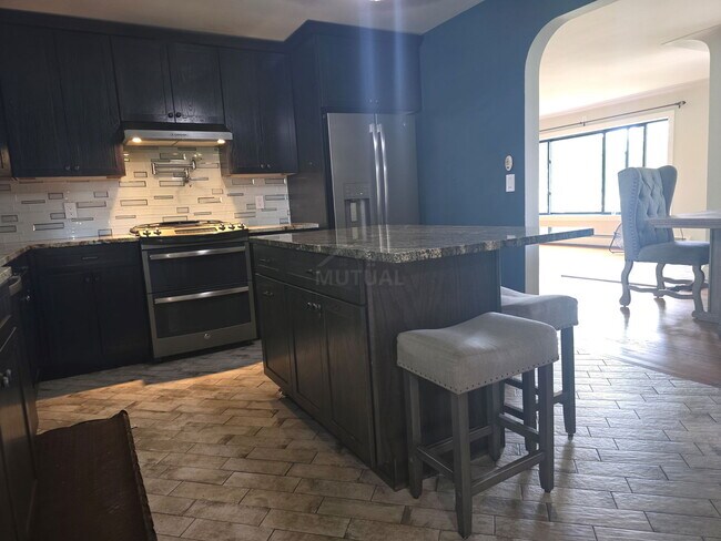 Photo - 8733 Whittaker Rd