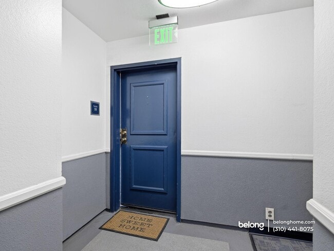 Photo - 1940 Highland Ave