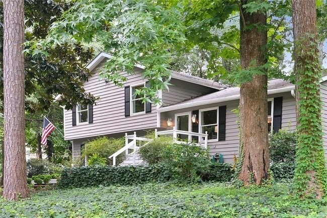 Photo - 130 Cains Cove Dr
