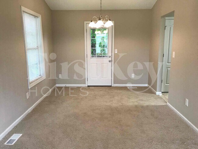 Photo - 4670 Ewing Rd