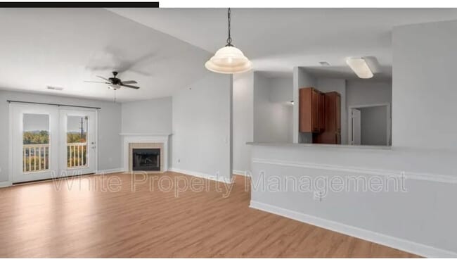 Photo - 339 Westbend Dr Unit 339 Westbend Dr Hyde Park