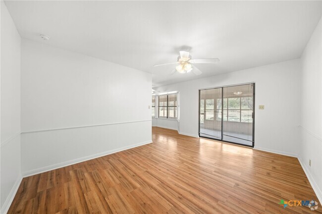 Building Photo - 133 Canteen Canyon Dr Rental