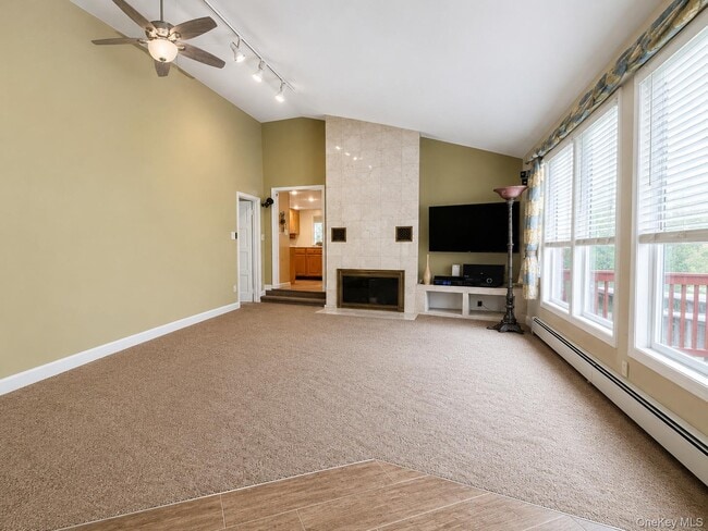 Photo - 18 McLaughlin Dr