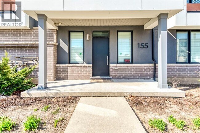 Photo - 155 Grovewood Common