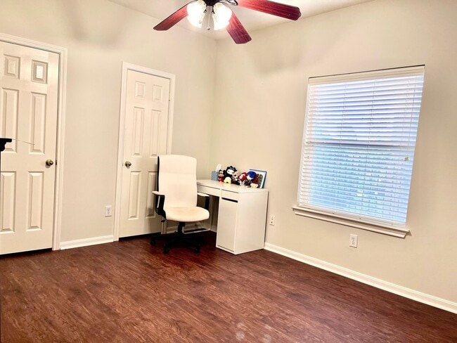Photo - 17214 Horsetooth Canyon Dr