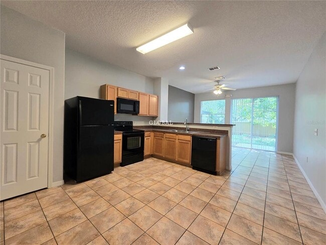 Photo - 2654 Mayaguana St