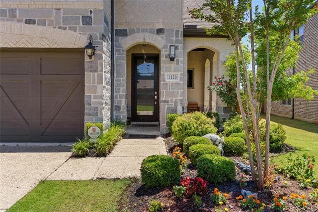 Photo - 1120 Ivory Horn Dr