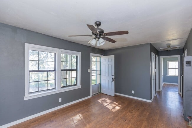 Photo - 1819 N Wilson St