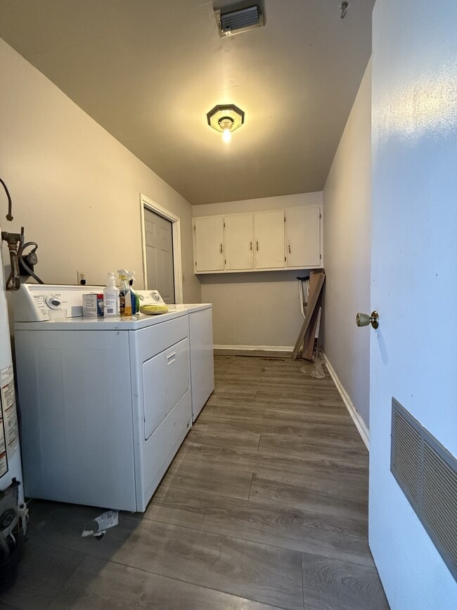 Photo - 246 Bowling Green Dr