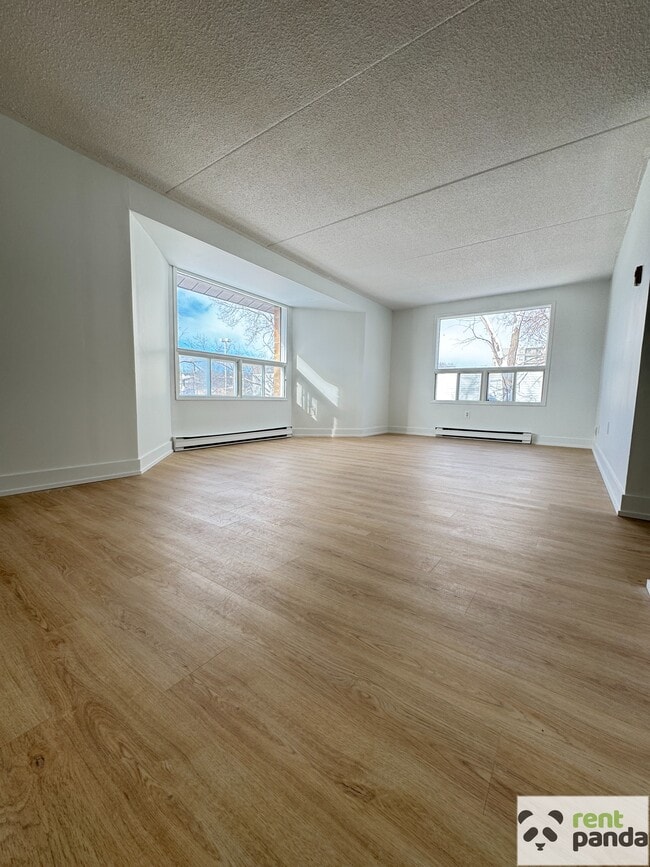 Photo - 305-56 Donald St Unité 305