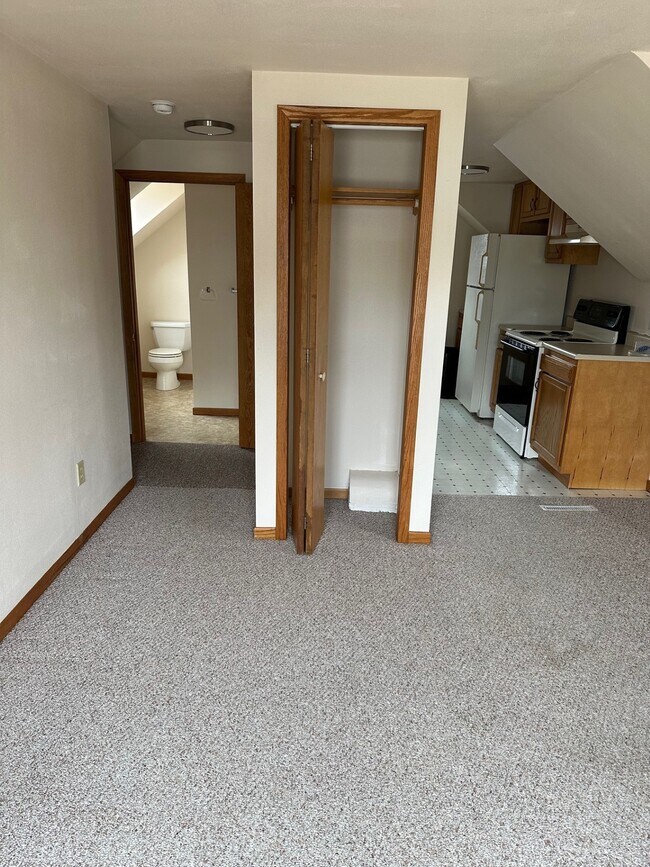 924A W Blodgett St Townhome Townhome Rental in Marshfield WI