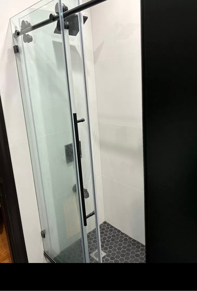 Photo - 8337 Charlecote Rdg