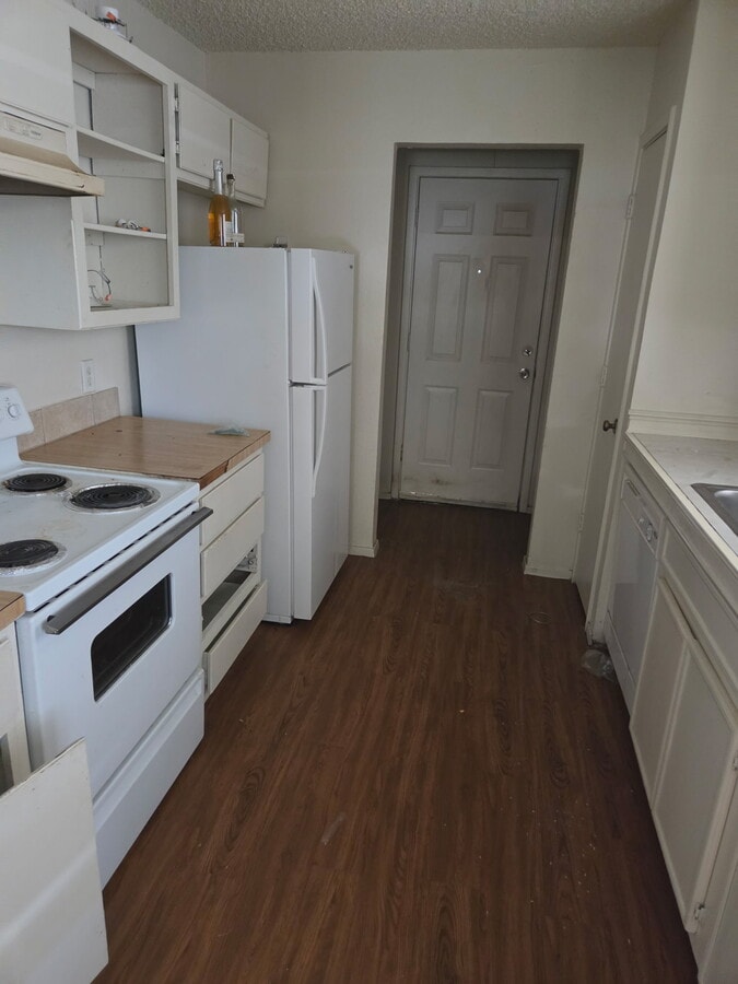 Photo - 1701 Windsong Ln