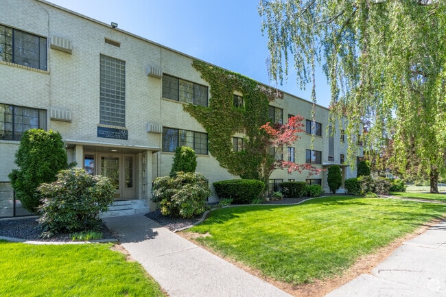 Walnut Court