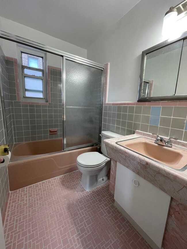Photo - 5103 43rd Ave Unit 3FL