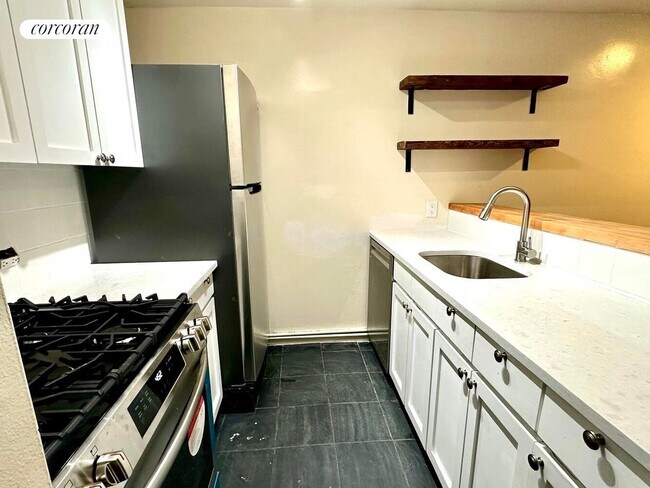 Photo - 170 Congress St