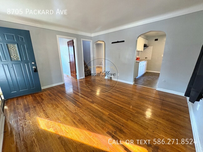 Photo - 8705 Packard Ave