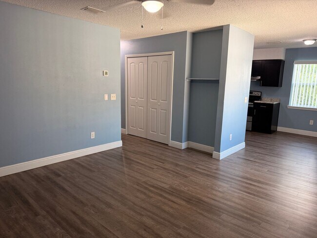 Photo - 6321 Lenawee St Unit 6321 Lenawee Street Apt D4