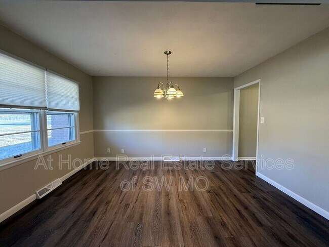 Photo - 3510 W Republic Rd