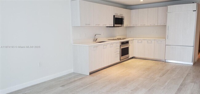 Photo - 55 SW 9th St Unit 3610