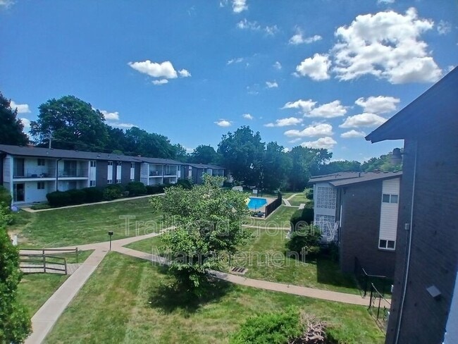 Building Photo - 7801 W 83rd St Rental