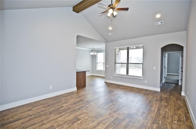 Photo - 204 Alder St