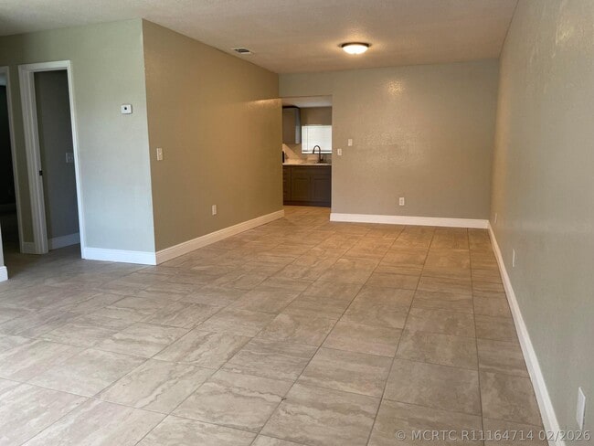 Photo - 5004 Killarney Ave