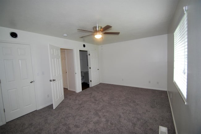 Photo - 157 W 1310 S