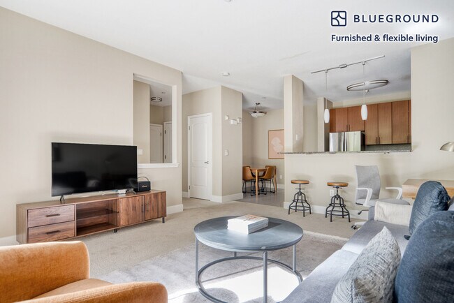 Photo - 2205 Bridgepointe Pkwy Unidad FL2-ID895