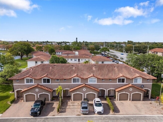 Building Photo - 3134 Coral Ridge Dr Unit 3136