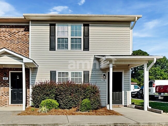 Building Photo - 71 Wolf Creek Ln