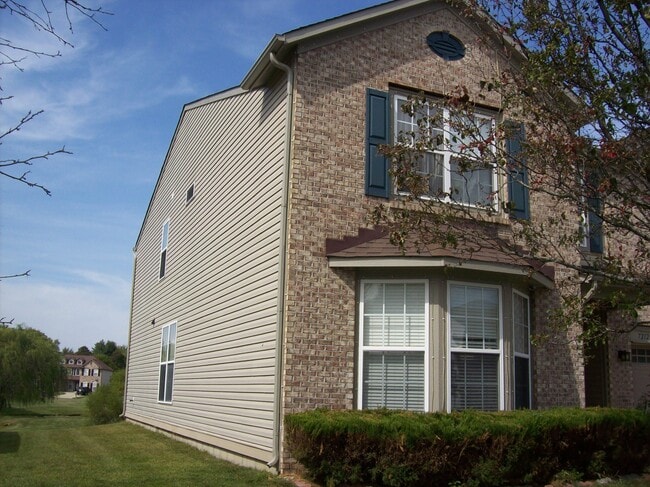 Photo - 7212 Bruin Dr